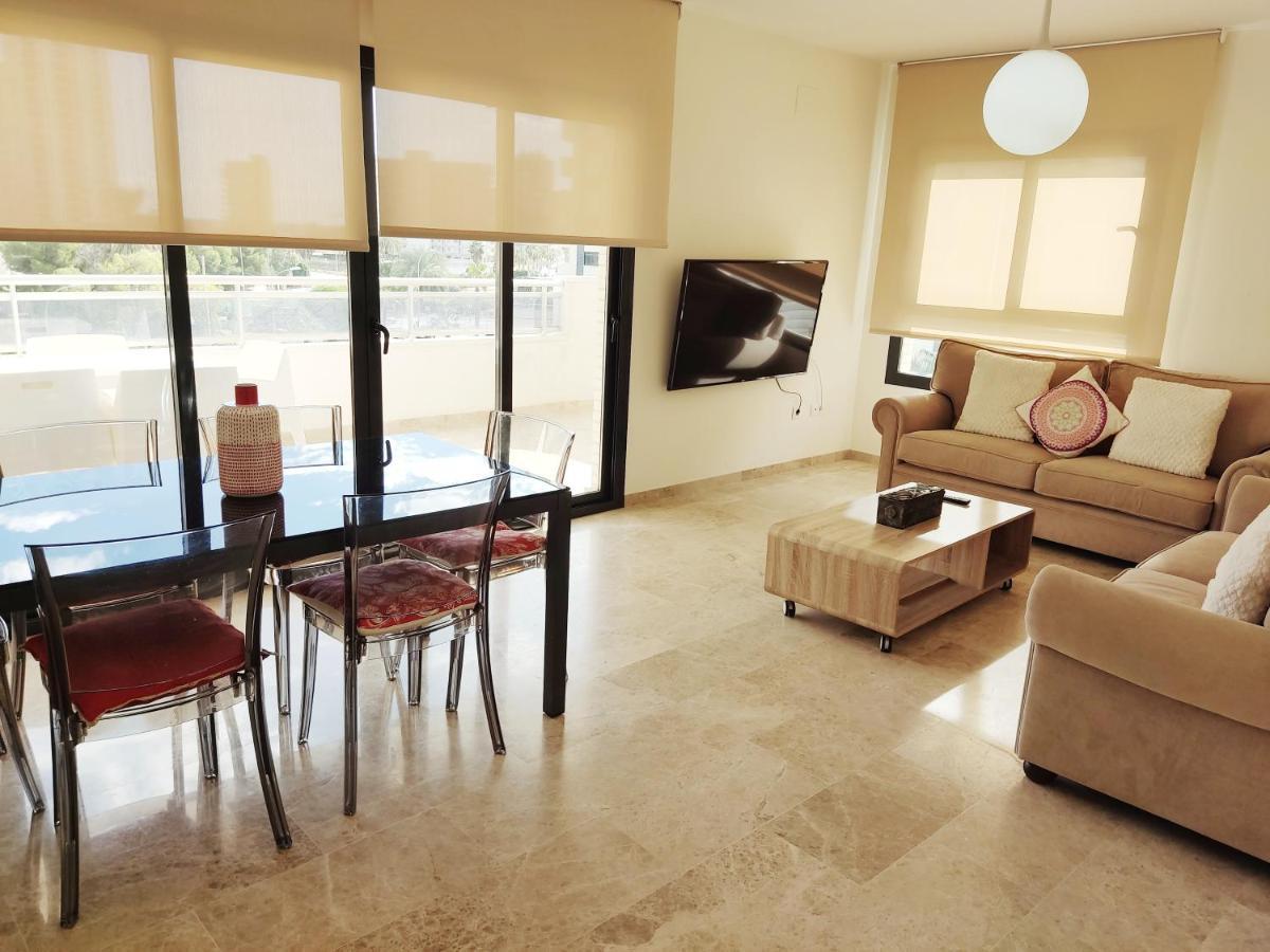 Parque Mariola 300m Paradise Pool Paddle Apartment